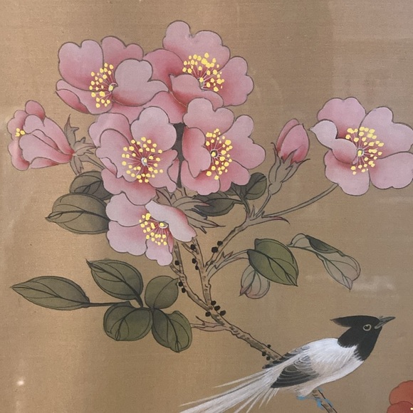 2 Vintage Traditional Chinese
Silk Paintings. - Picture 7 of 16